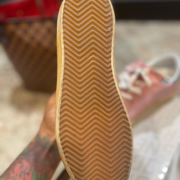 Golden goose sneakers.((SOLD))) - Picture 6 of 7